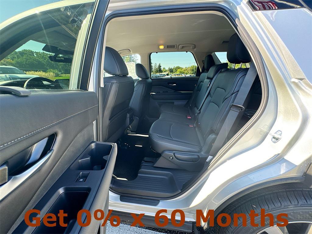 new 2025 Nissan Pathfinder car, priced at $38,415