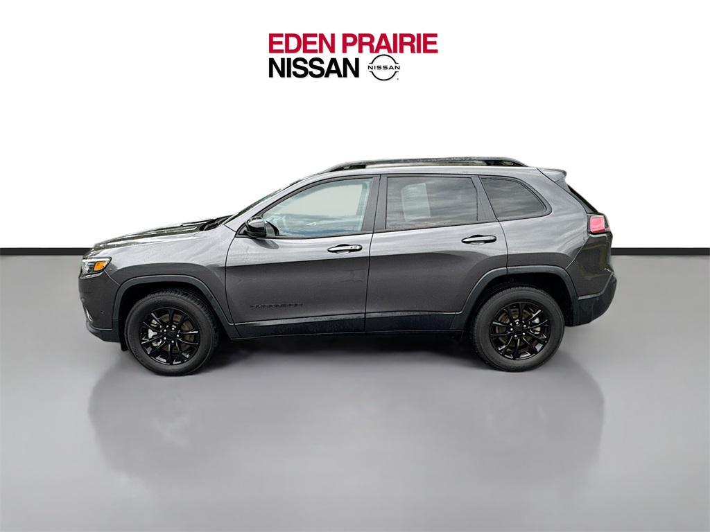 used 2023 Jeep Cherokee car, priced at $22,979