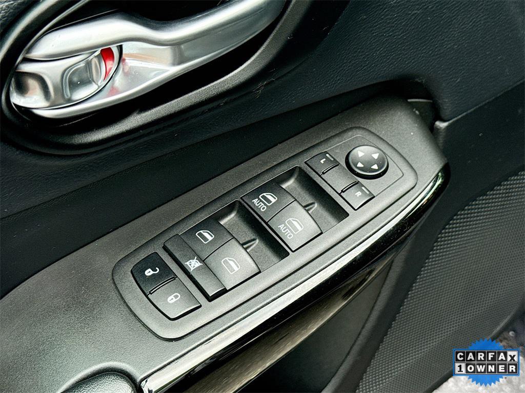 used 2023 Jeep Cherokee car, priced at $20,499