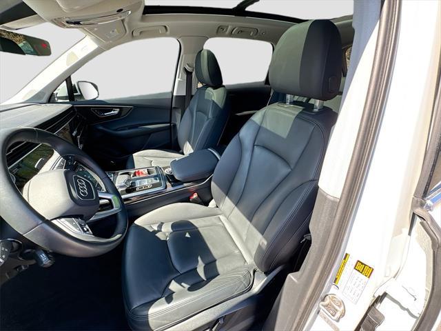used 2023 Audi Q7 car, priced at $38,997