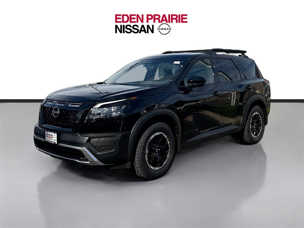 new 2025 Nissan Pathfinder car, priced at $38,587