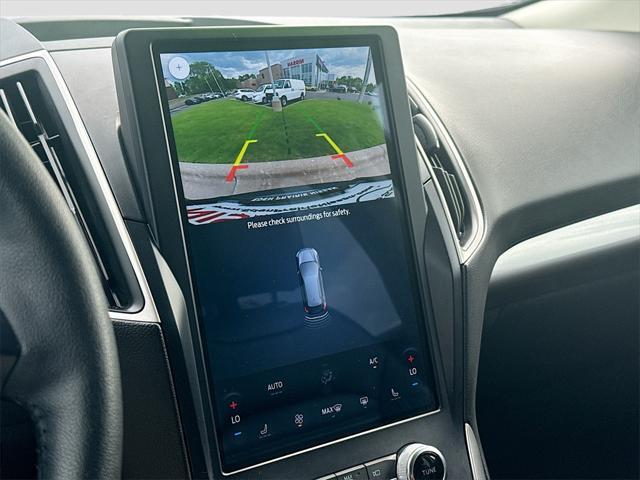 used 2024 Ford Edge car, priced at $25,653