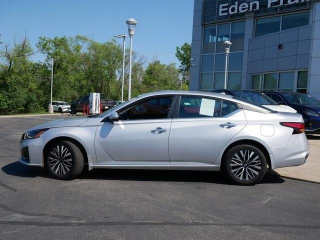 used 2023 Nissan Altima car, priced at $25,996
