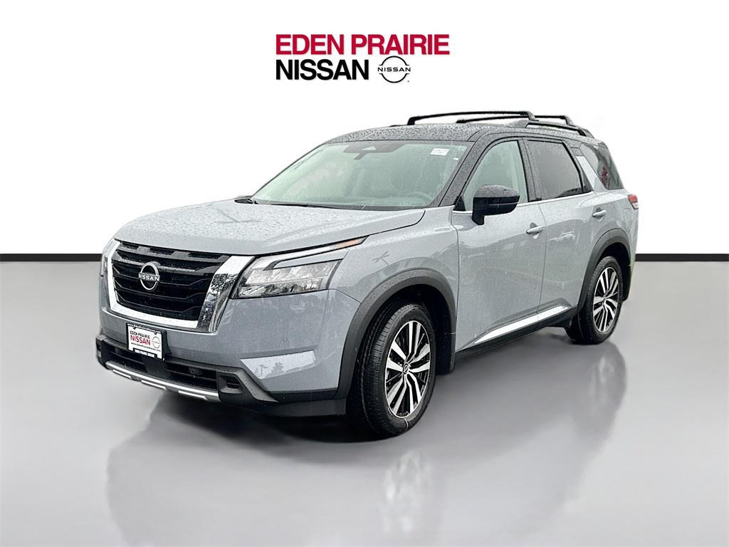 new 2025 Nissan Pathfinder car, priced at $44,810