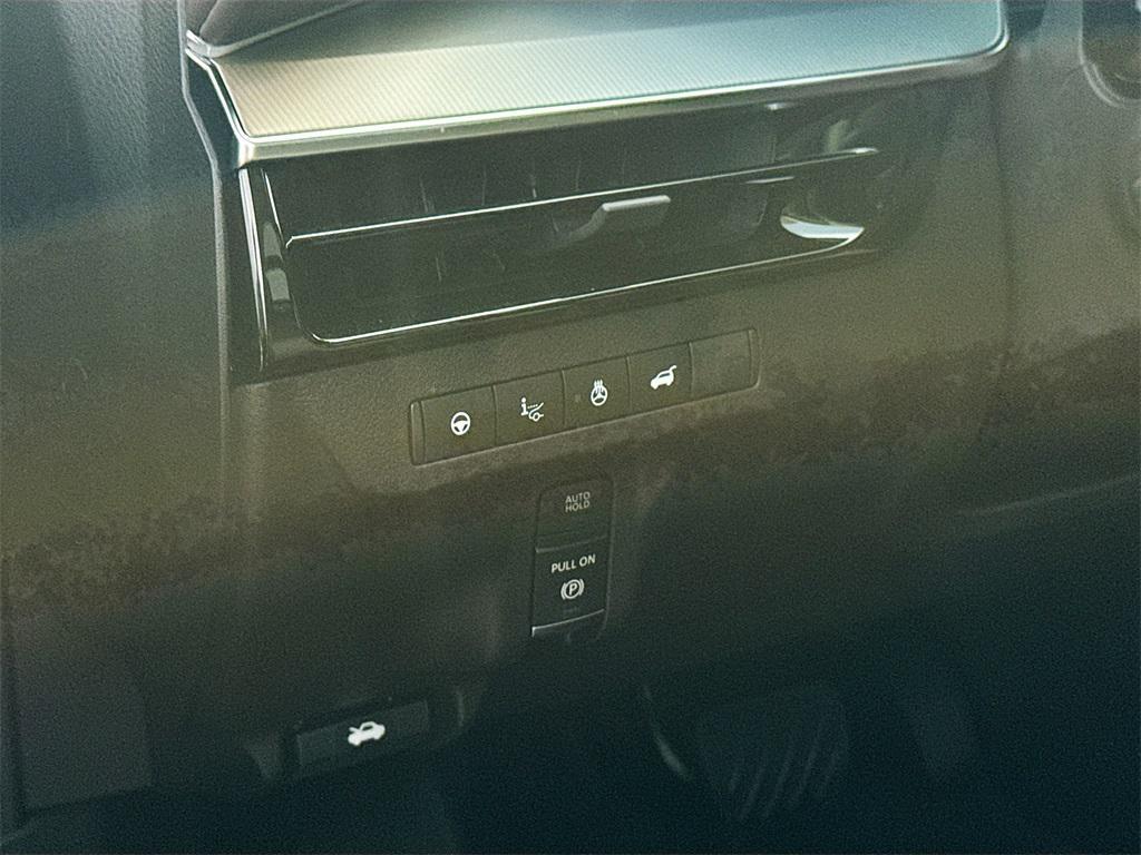 new 2025 Nissan Murano car, priced at $44,032