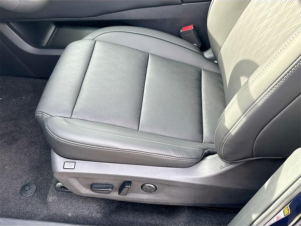 new 2025 Nissan Murano car, priced at $44,032