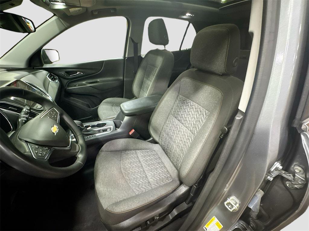 used 2024 Chevrolet Equinox car, priced at $22,998