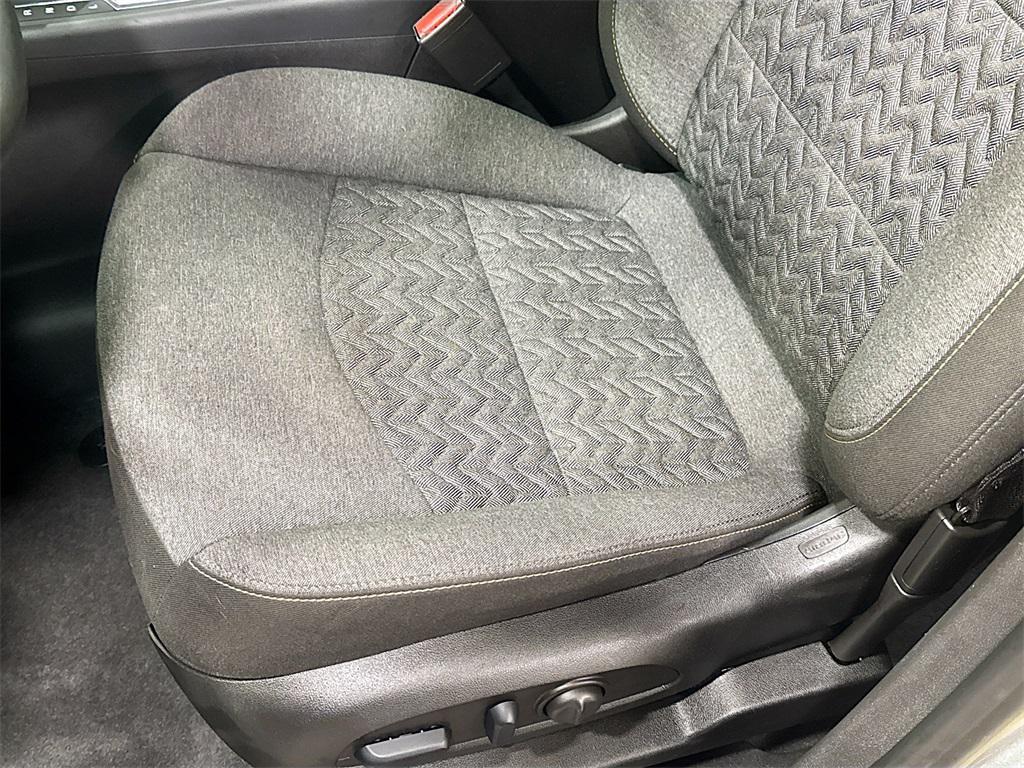 used 2024 Chevrolet Equinox car, priced at $22,998