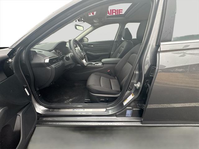 new 2025 Nissan Altima car, priced at $29,884