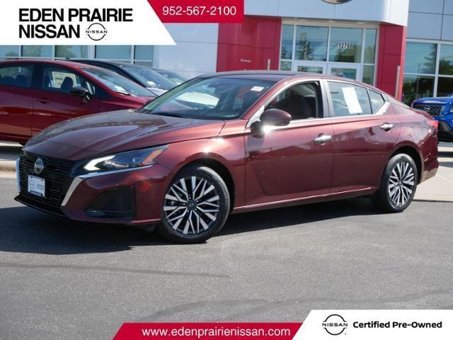 used 2023 Nissan Altima car, priced at $23,685