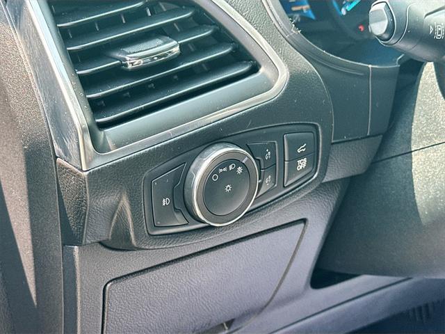 used 2022 Ford Edge car, priced at $25,989