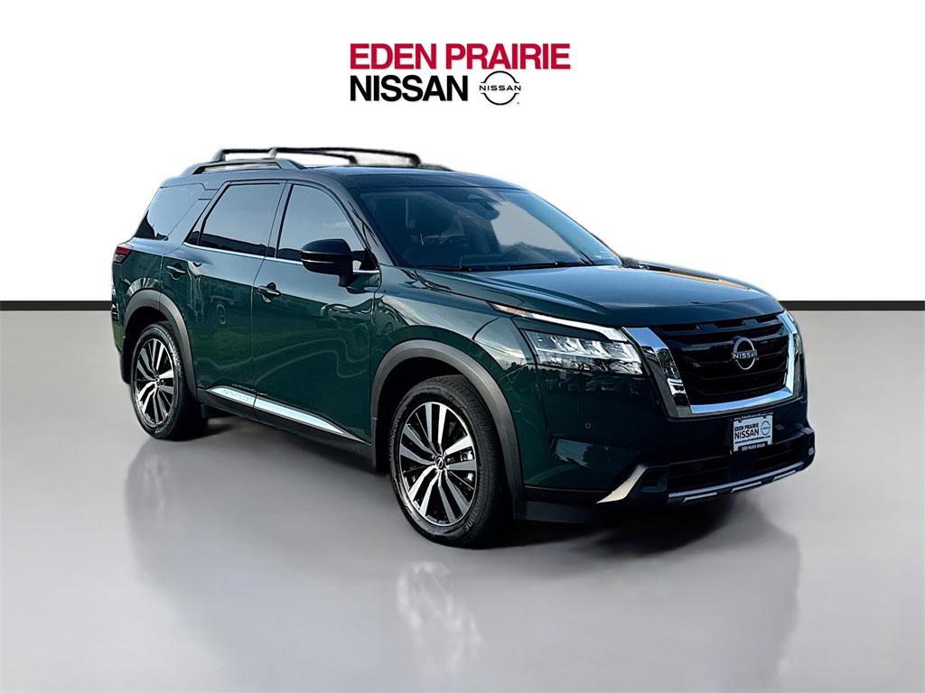 used 2024 Nissan Pathfinder car, priced at $39,997