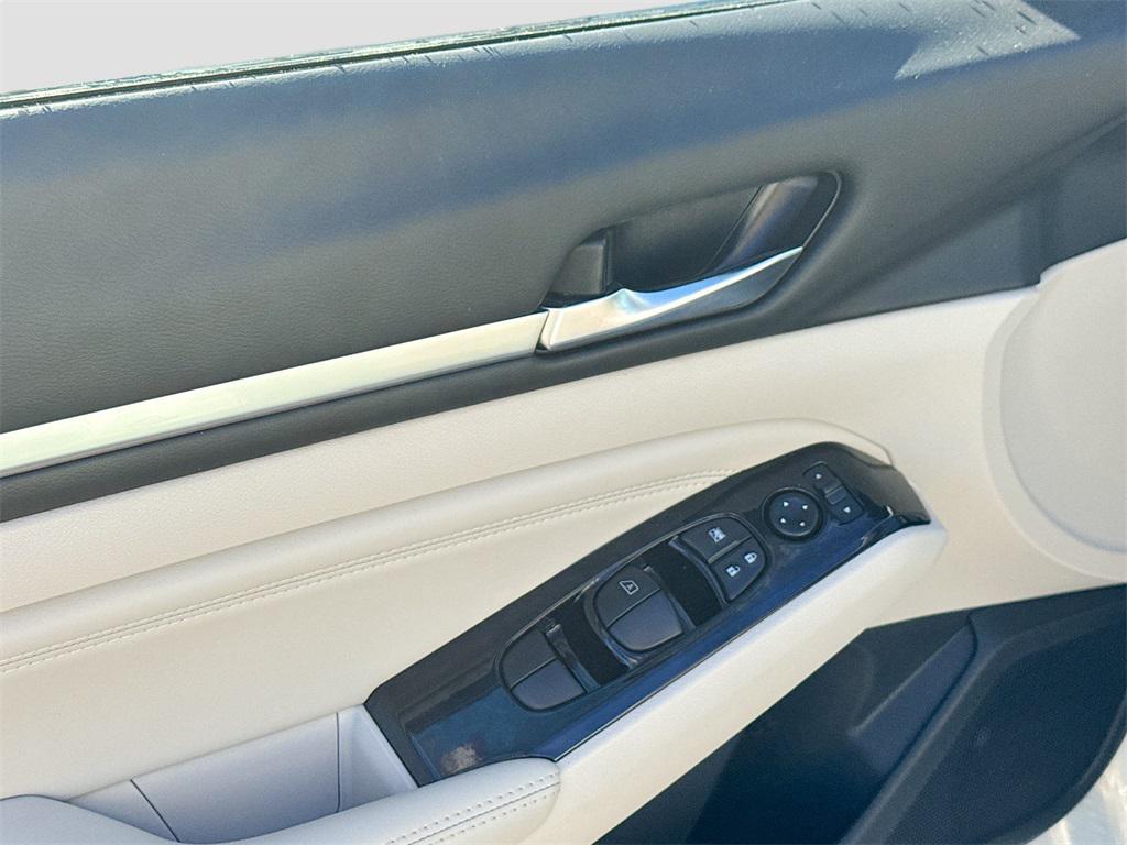 used 2022 Nissan Altima car, priced at $23,655