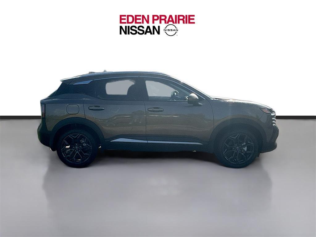new 2025 Nissan Kicks car, priced at $31,469