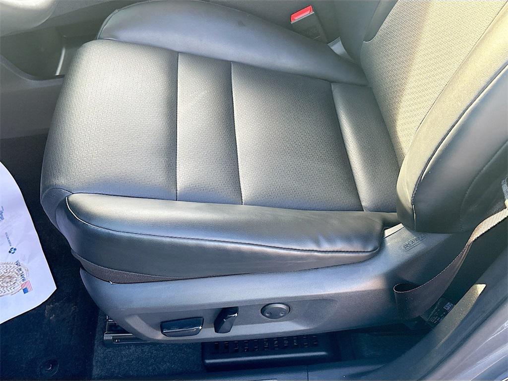 used 2022 Nissan Rogue car, priced at $23,498