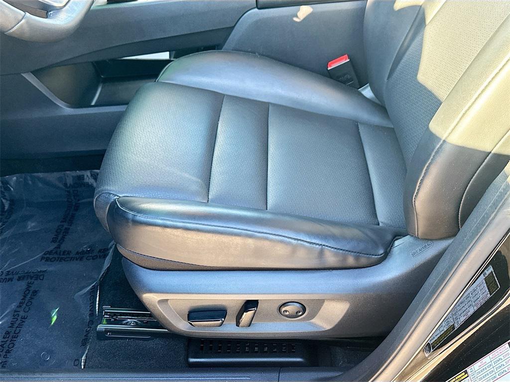 used 2022 Nissan Rogue car, priced at $25,987