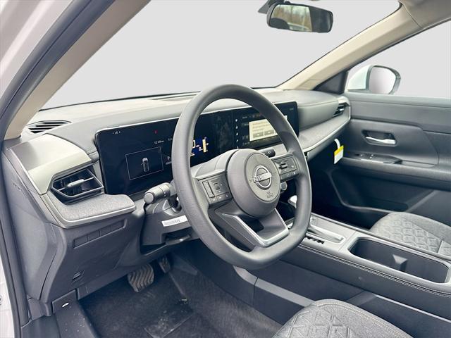 new 2025 Nissan Kicks car, priced at $28,146