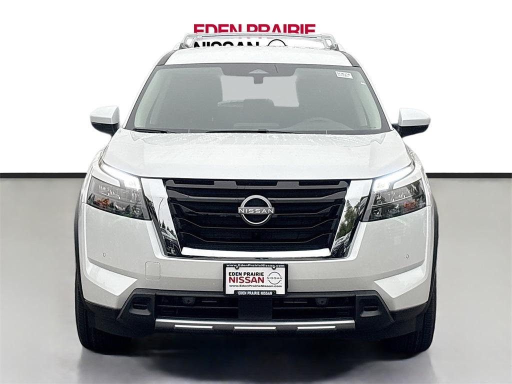 new 2025 Nissan Pathfinder car, priced at $38,936