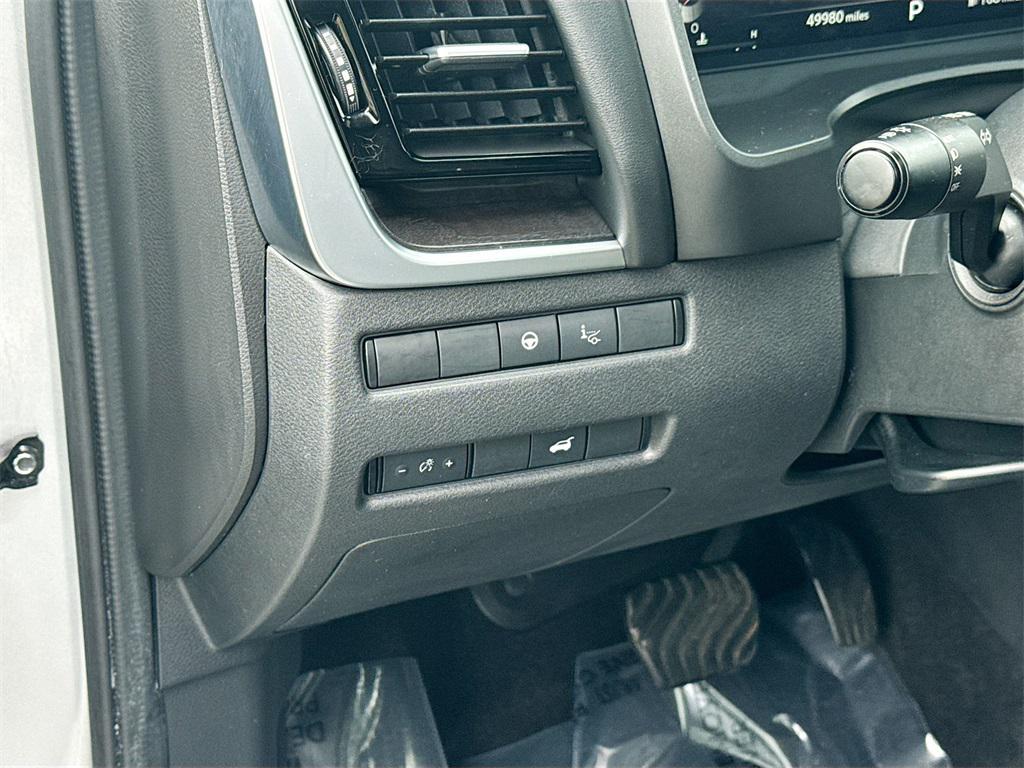 used 2023 Nissan Rogue car, priced at $27,497
