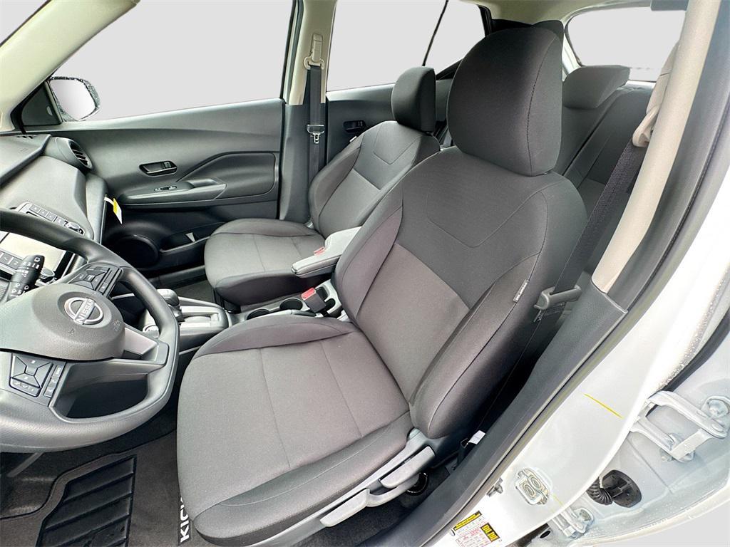 new 2025 Nissan Kicks car, priced at $23,616
