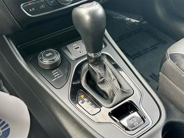 used 2023 Jeep Cherokee car, priced at $24,487