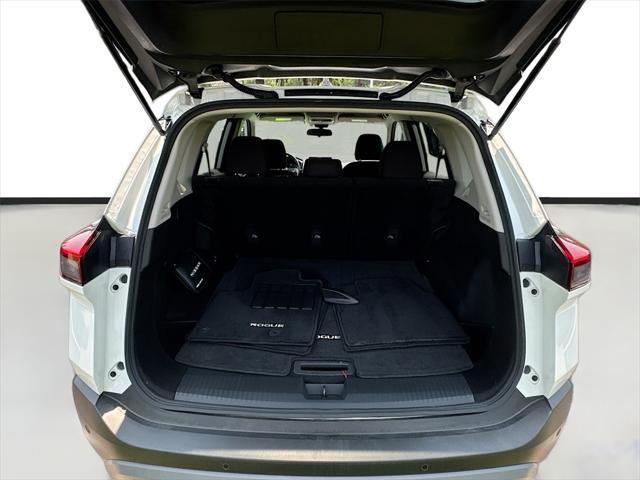 used 2023 Nissan Rogue car, priced at $24,993