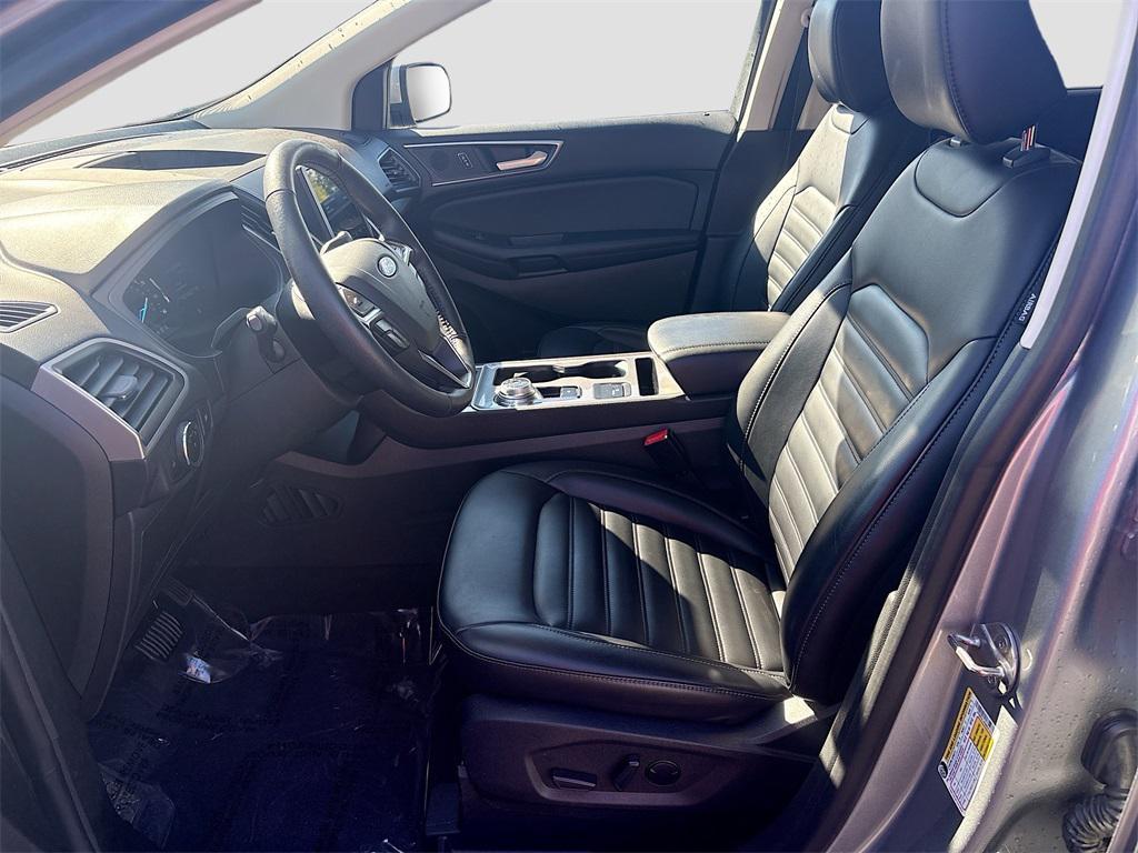used 2024 Ford Edge car, priced at $24,990