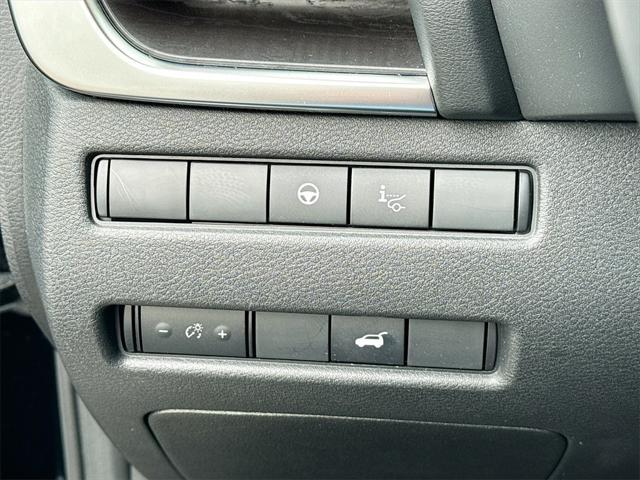 used 2022 Nissan Rogue car, priced at $30,998