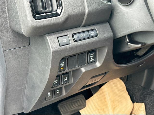new 2025 Nissan Frontier car, priced at $45,799