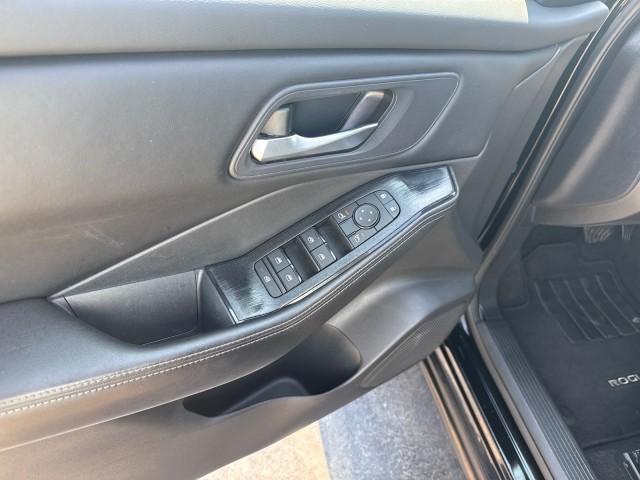 used 2024 Nissan Rogue car, priced at $24,997