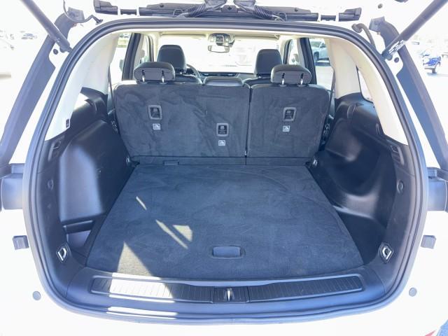 used 2023 Jeep Grand Cherokee car, priced at $28,999