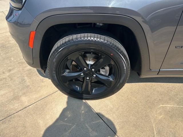 used 2022 Jeep Grand Cherokee L car, priced at $27,642
