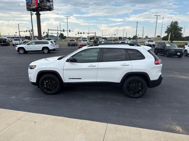 used 2023 Jeep Cherokee car, priced at $24,997