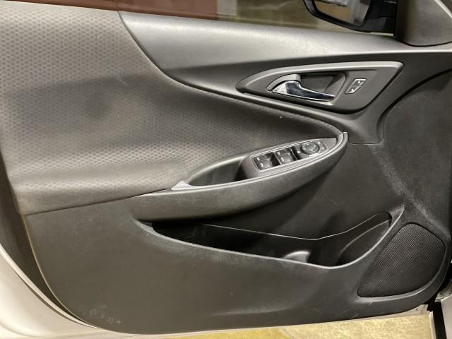 used 2018 Chevrolet Malibu car, priced at $19,521