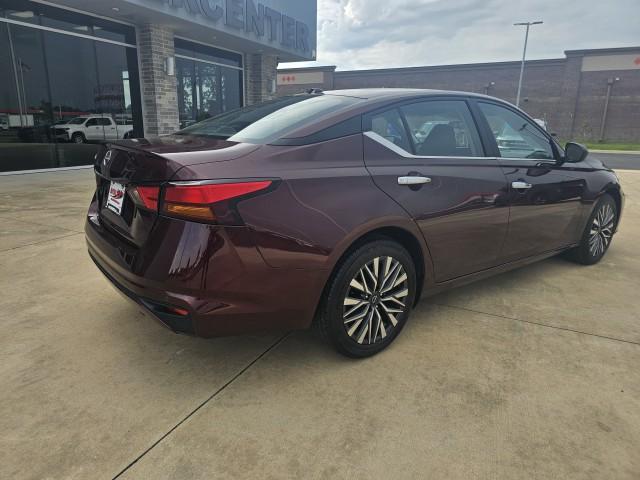 used 2025 Nissan Altima car, priced at $25,998