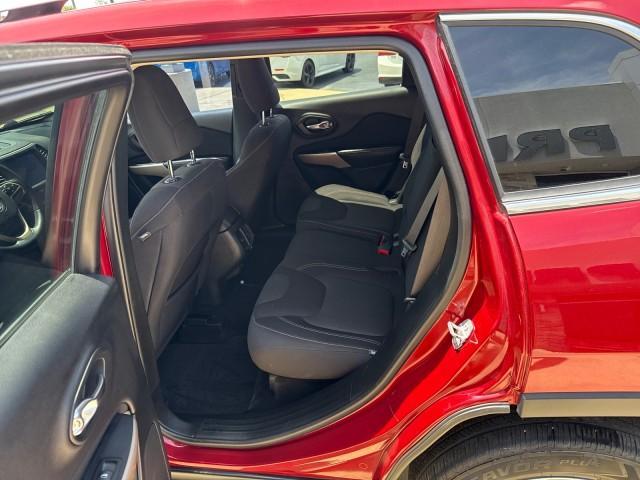used 2017 Jeep Cherokee car, priced at $13,497