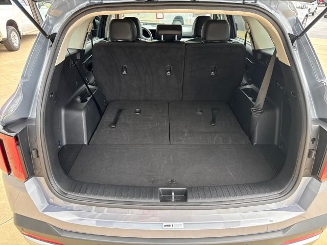 used 2024 Kia Sorento car, priced at $32,079