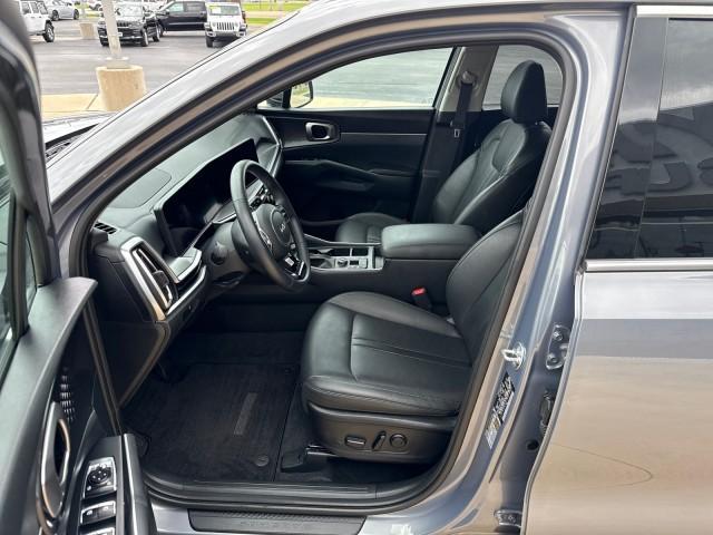 used 2024 Kia Sorento car, priced at $32,079