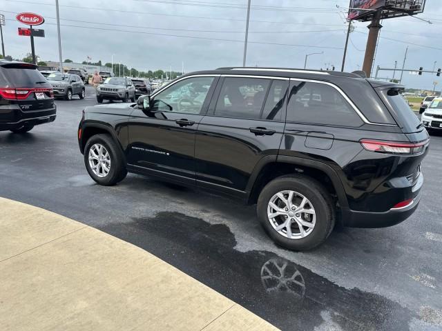used 2022 Jeep Grand Cherokee car, priced at $34,999