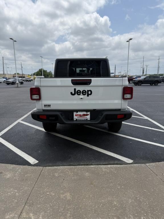 used 2023 Jeep Gladiator car, priced at $31,999