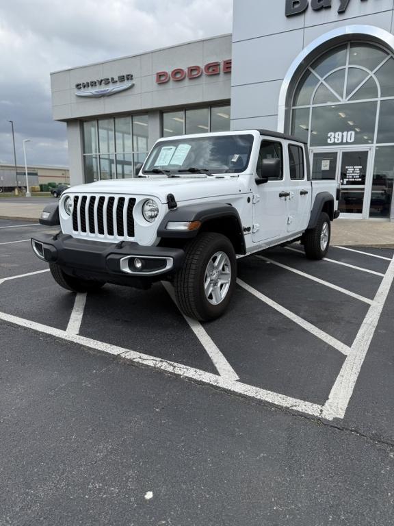 used 2023 Jeep Gladiator car, priced at $31,999