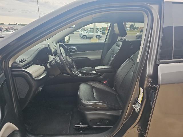 used 2022 Jeep Compass car, priced at $26,999