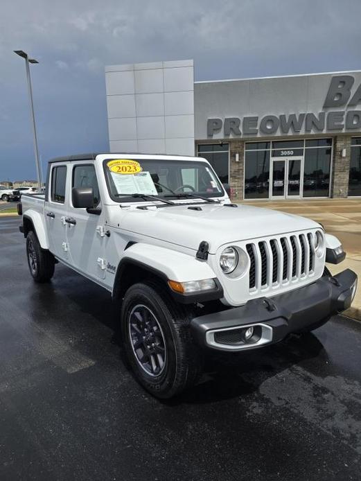 used 2023 Jeep Gladiator car, priced at $39,017