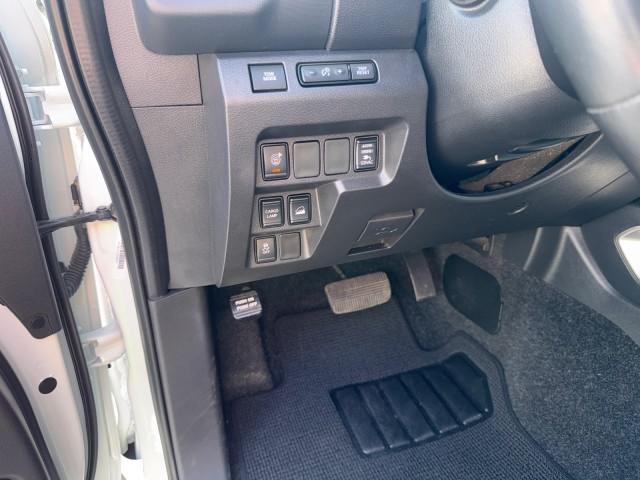 used 2023 Nissan Frontier car, priced at $35,999
