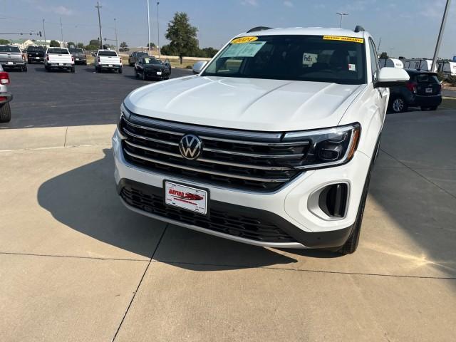 used 2024 Volkswagen Atlas car, priced at $35,999