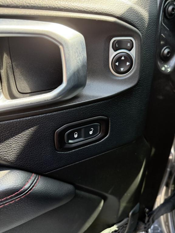 used 2018 Jeep Wrangler Unlimited car, priced at $31,999