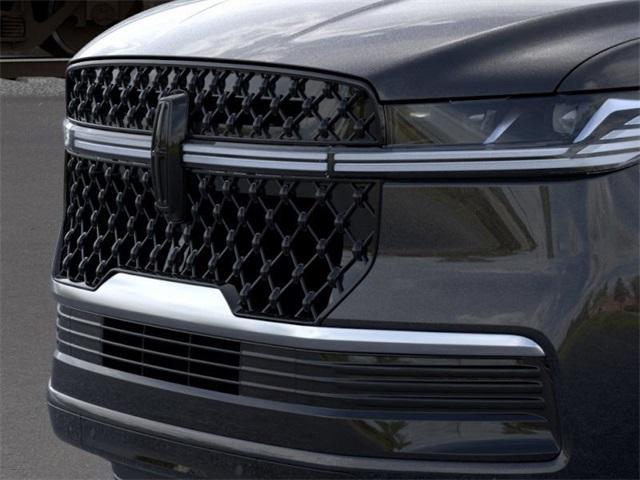 new 2025 Lincoln Navigator car, priced at $106,050