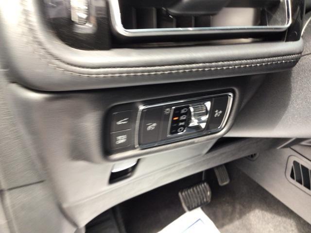 used 2022 Lincoln Nautilus car, priced at $36,600