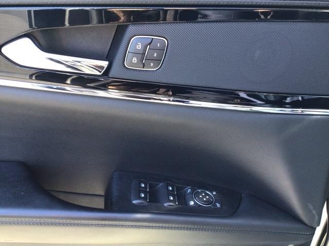 used 2022 Lincoln Nautilus car, priced at $37,700