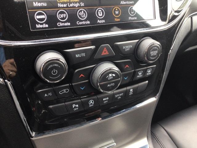 used 2022 Jeep Grand Cherokee WK car, priced at $29,900